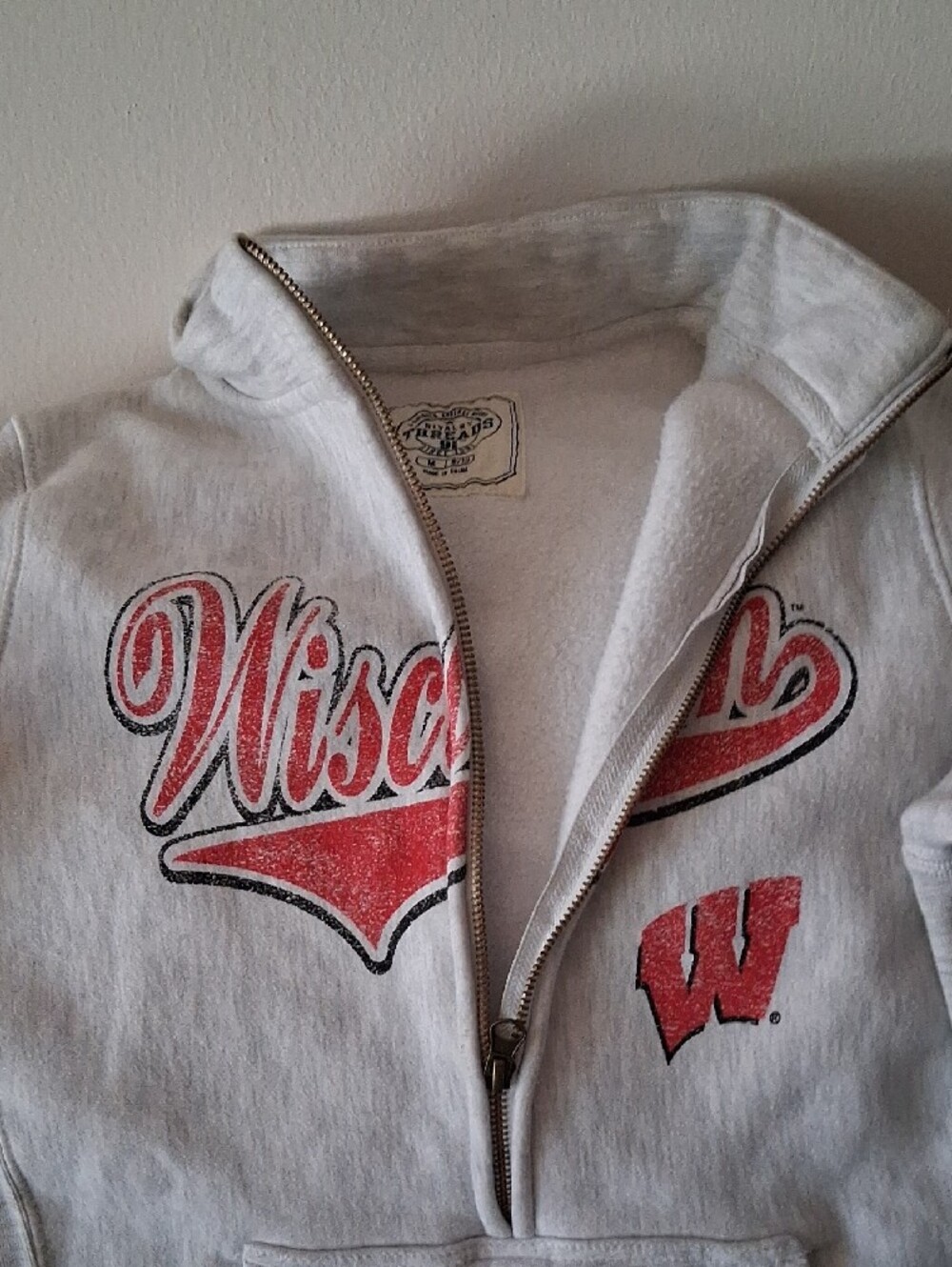 Rivalry Threads Wisconsin Light Gray Half-Zip Sweatshirt with Red Logo - Picture 3 of 7